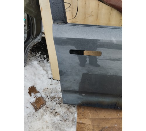 Дверь передняя правая