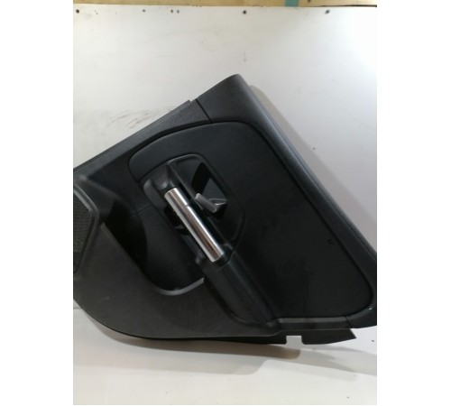 Обшивка двери задняя правая