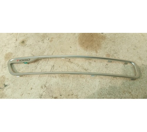 Накладка декоративная передней левой обшивки двери