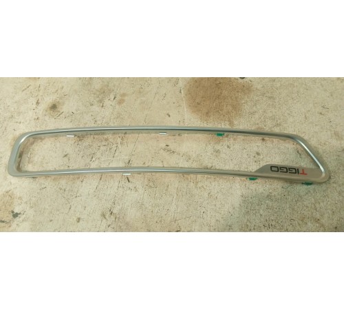 Накладка декоративная передней левой обшивки двери