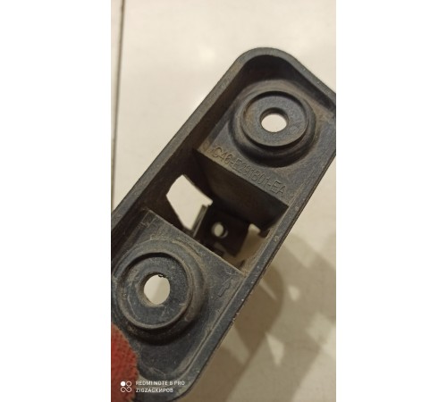 Кронштейн(крепление) солнцезащитного козырька левого