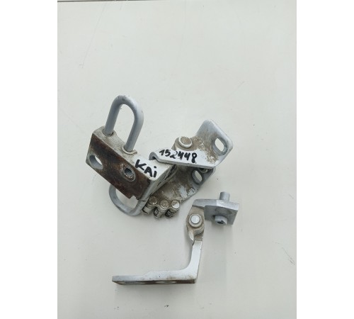 Комплект петель передней правой двери