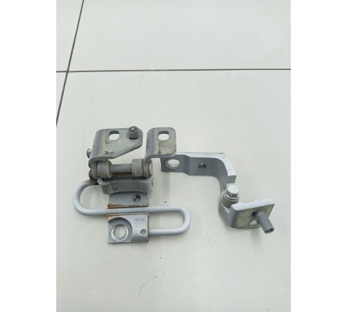 Комплект петель передней правой двери