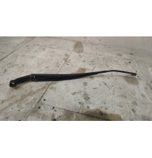 Поводок стеклоочистителя правый
