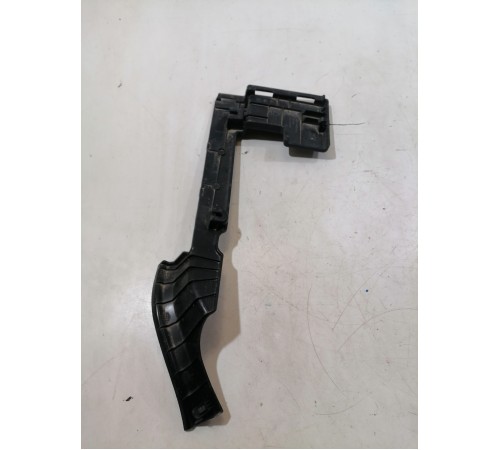 Накладка петли капота правая