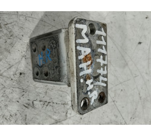 Петля двери правая нижняя