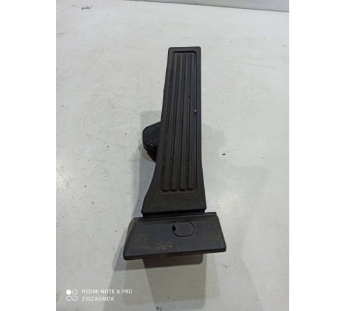 Педаль газа