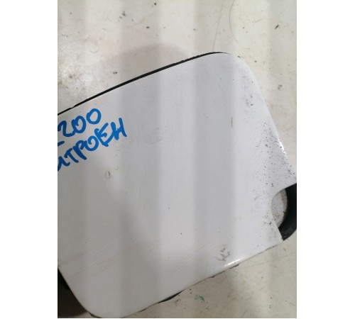 Лючок бензобака