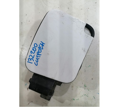 Лючок бензобака