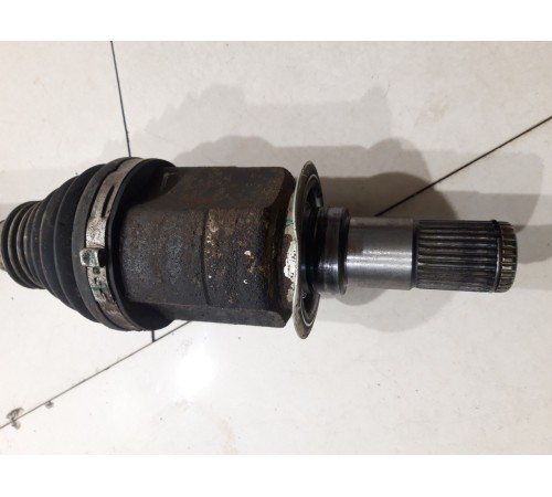 Привод(полуось) передний правый