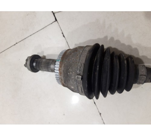 Привод(полуось) передний правый