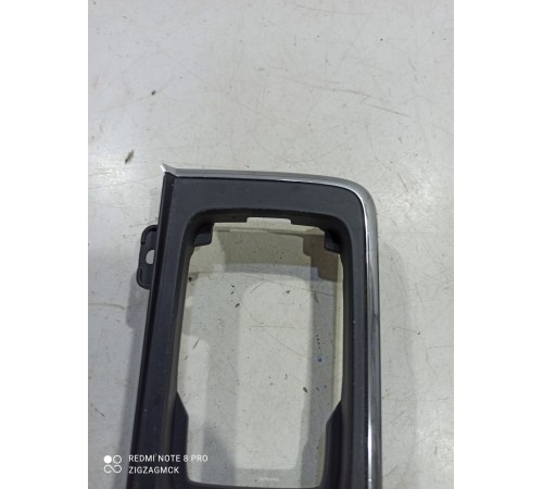 Накладка (пластик) салона (левая)