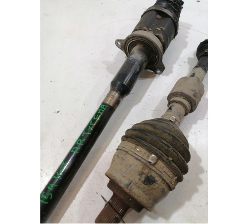 Привод (полуось) передний правый