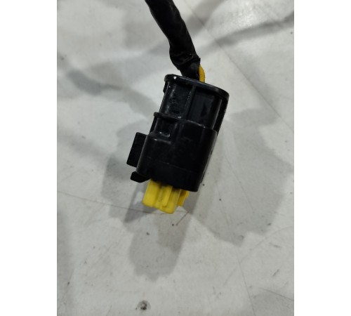 Электропроводка двери (передняя левая)