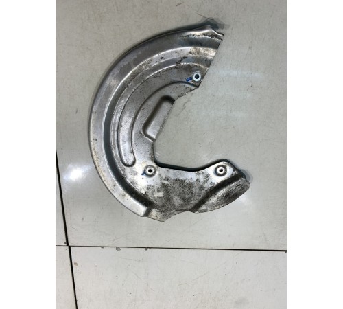 Щиток тормозного диска передний правый