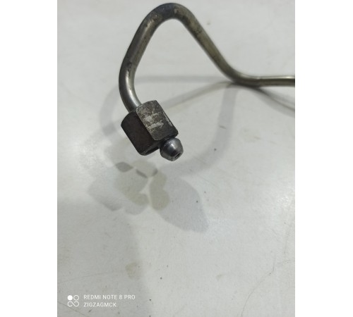 Трубка топливная