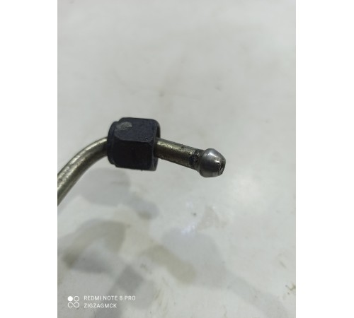 Трубка топливная