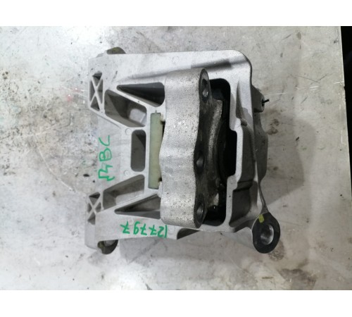 Подушка, опора двигателя