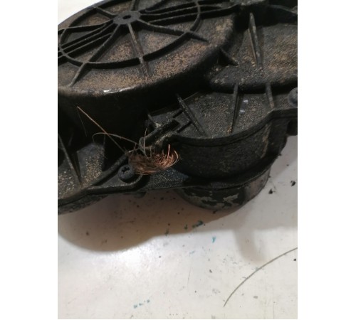 Механизм открывания крышки багажника