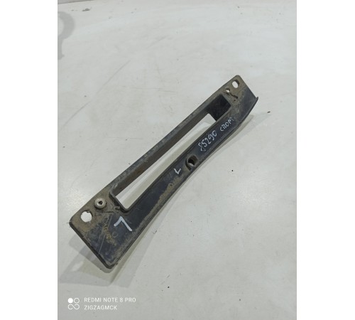 Дефлектор переднего бампера