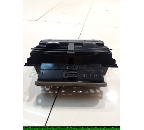 Блок управления климатом(задний)