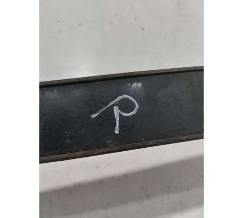 Крепление топливного бака правое