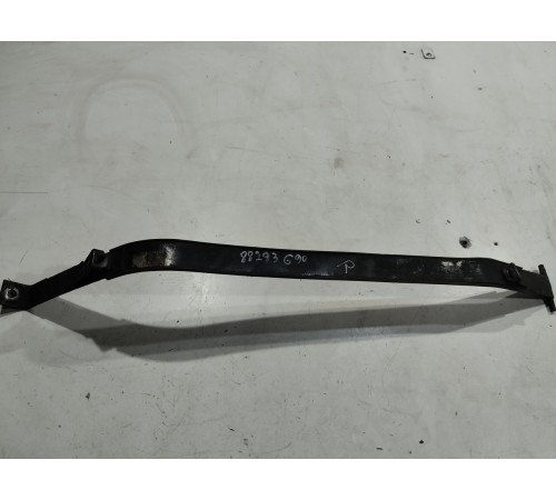 Крепление топливного бака правое