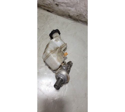 Главный тормозной цилиндр