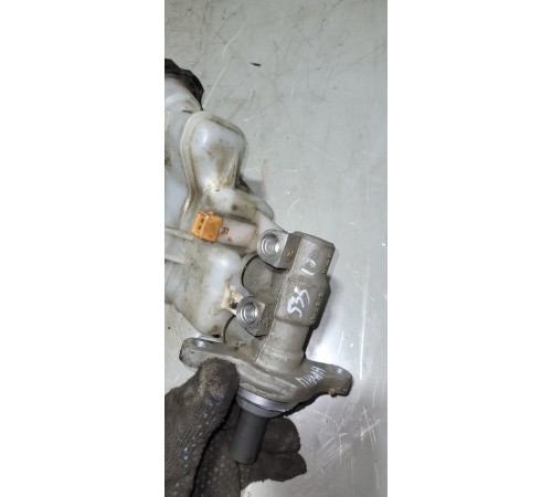 Главный тормозной цилиндр