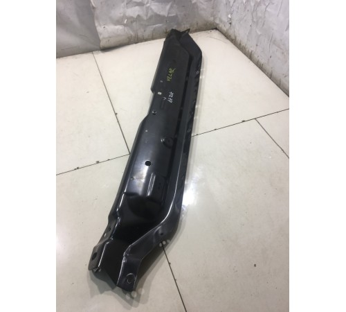 Планка под задние сиденья