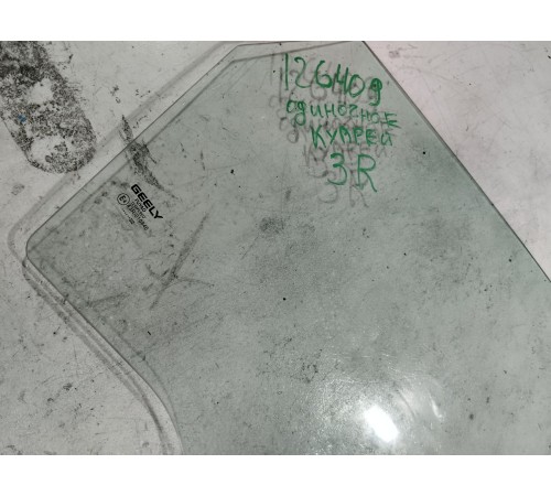 Стекло двери заднее правое