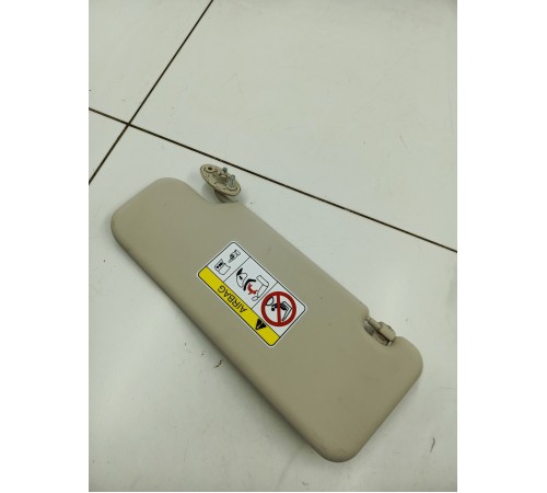 Козырек солнце защитный правый