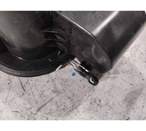 Лючок топливного бака