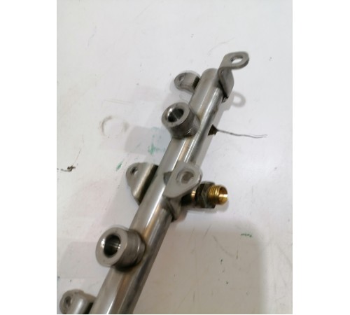 Рампа топливная