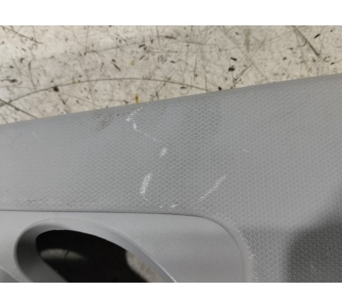 Обшивка центральной стойки левая верхняя