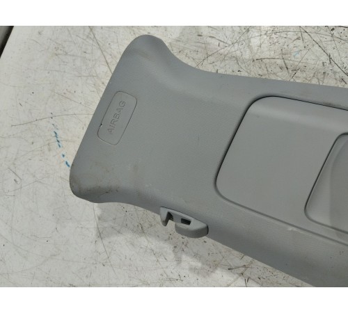 Обшивка центральной стойки левая верхняя