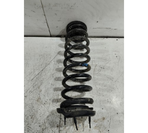 Пружина подвески задняя правая