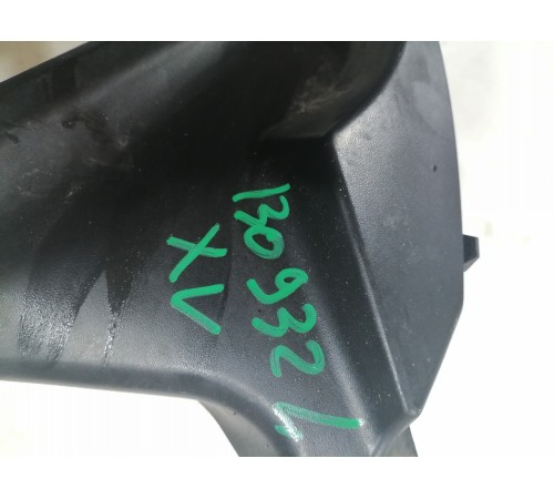 Уголок решетки жабо (левый)