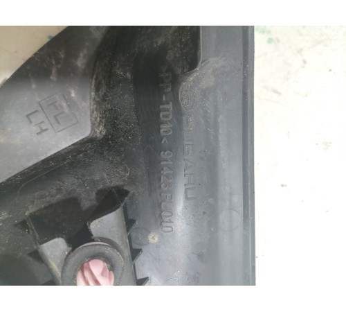 Уголок решетки жабо (левый)