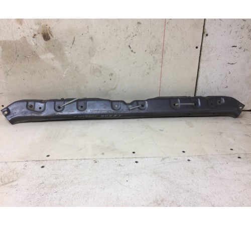 Верхняя панель рамки радиатора (телевизор)