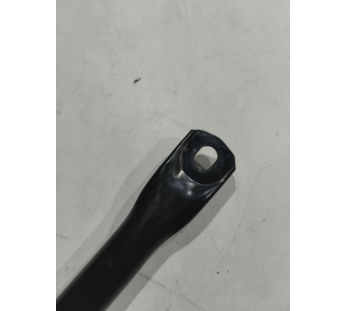 Распорка кузова передняя леая