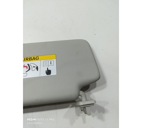 Козырек солнцезащитный правый