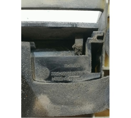 Накладка кнопки открывания багажника