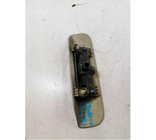 Накладка кнопки открывания багажника