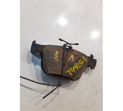 Колодки тормозные (задние левые)