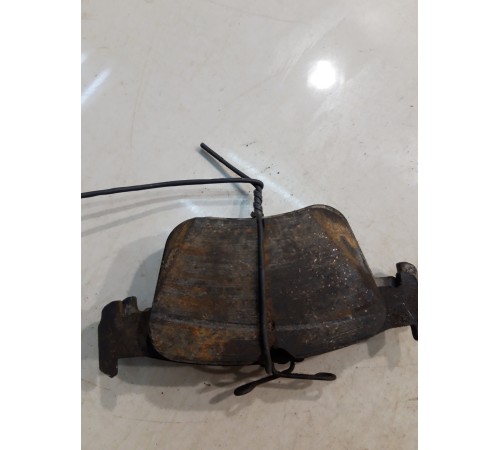 Колодки тормозные (задние левые)