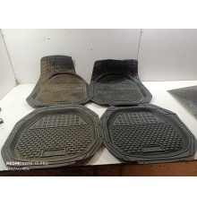 Комплект ковриков салона