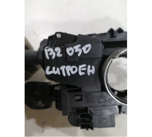 Подрулевой переключатель