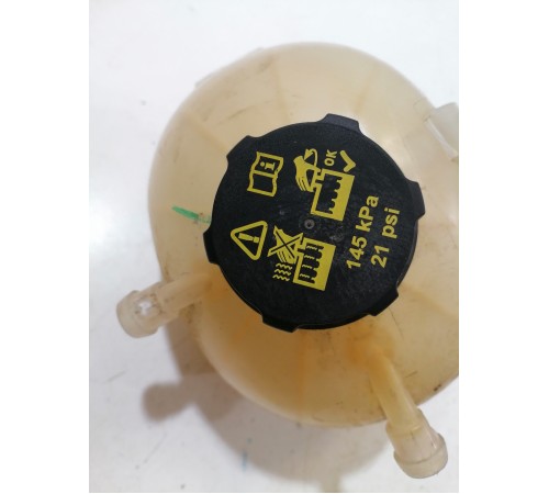 Бачок расширительный 