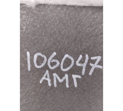 Обшивка багажника левая